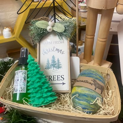 Pine Tree Gift Basket