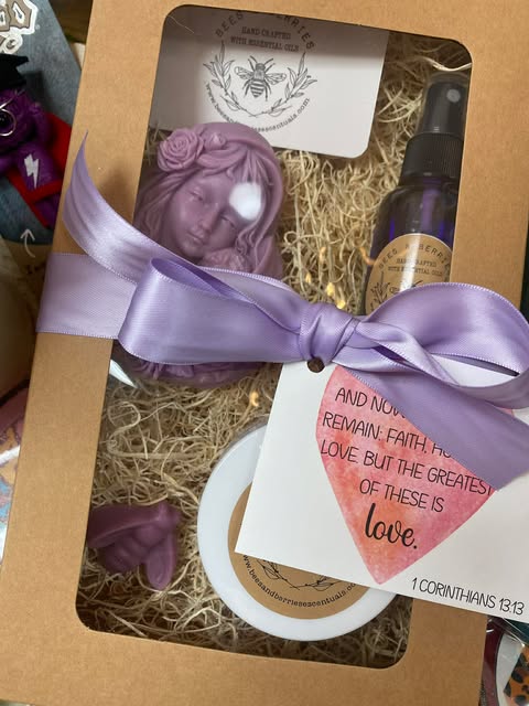 Virgin Mary Mother’s Day Bundle